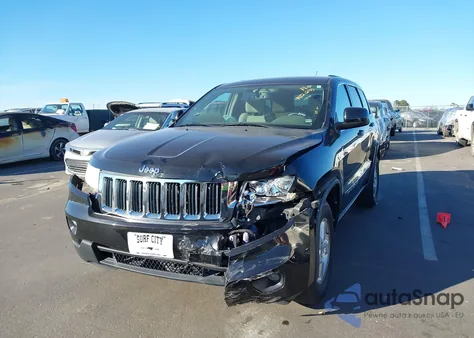 2013 Jeep Grand Cherokee Laredo z USA, uszkodzony, nr VIN 1C4RJFAG6DC607799